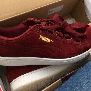 Red puma shoes